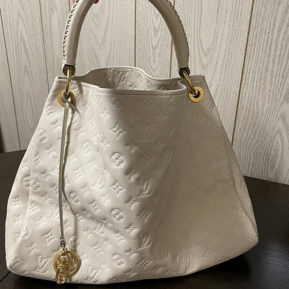 SOLD ON EBAY Louis Vuitton Artsy Bag Limited Edition